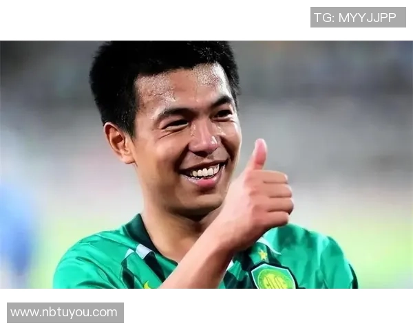 足球明星背后的故事与成长历程揭秘从青训到巅峰的奋斗与成就