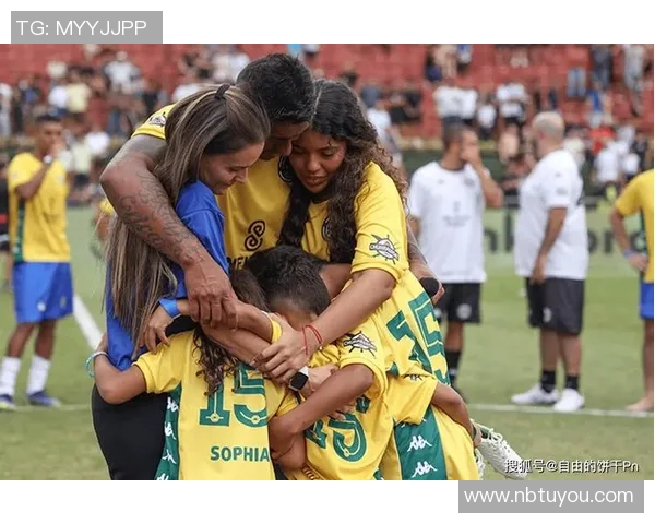足球球星偏好揭秘：他们最爱的食物、音乐、电影及日常生活习惯